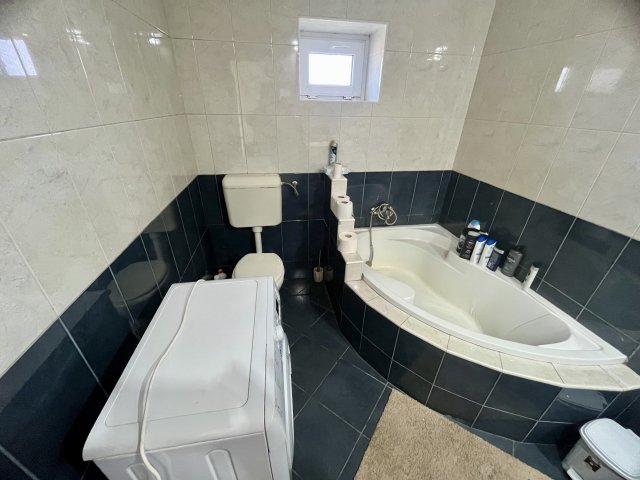 Eladó családi ház, Tiszaalpáron 66 M Ft, 3 szobás