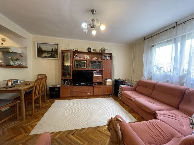 Eladó téglalakás, Balatonfűzfőn 47 M Ft, 2+2 szobás