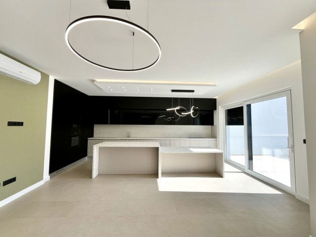 Eladó ikerház, Debrecenben 249.9 M Ft, 4 szobás