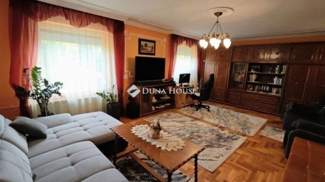 Eladó családi ház, Kecskeméten 99 M Ft, 4 szobás