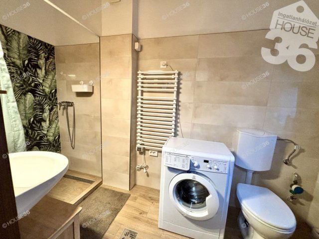 Eladó téglalakás, Kiskunfélegyházán 27.9 M Ft, 1 szobás