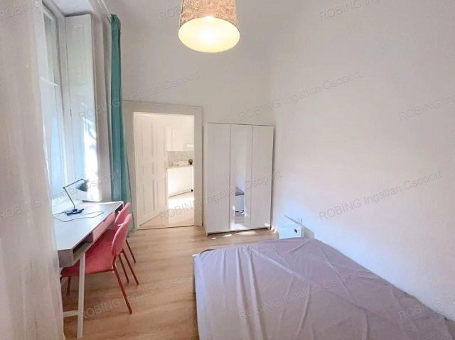 Eladó téglalakás, Budapesten, VIII. kerületben, Üllői úton