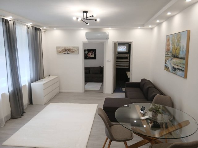 Eladó téglalakás, Pécsett 54.9 M Ft, 1+1 szobás