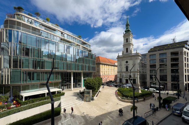 Eladó téglalakás, Budapesten, V. kerületben 533.9 M Ft