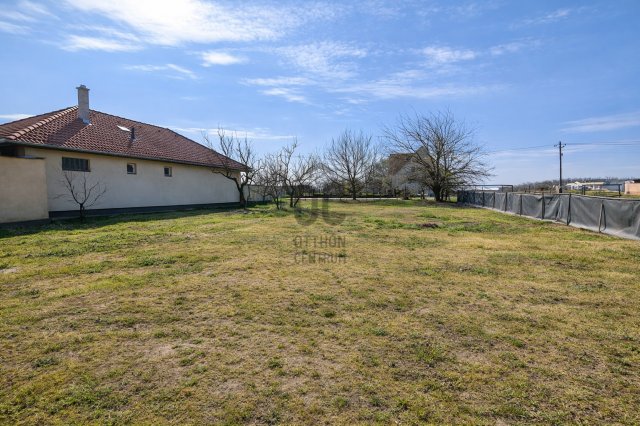 Eladó telek, Úrhidán 14 M Ft / költözzbe.hu