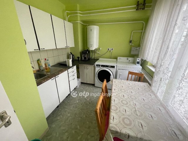 Kiadó téglalakás, albérlet, Nyíregyházán 720 E Ft / hó