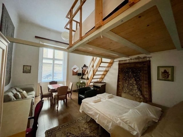 Eladó téglalakás, Budapesten, I. kerületben 74.9 M Ft, 2 szobás