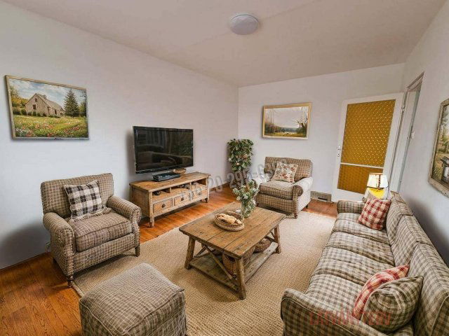 Eladó panellakás, Dunaújvárosban 25.69 M Ft, 1 szobás