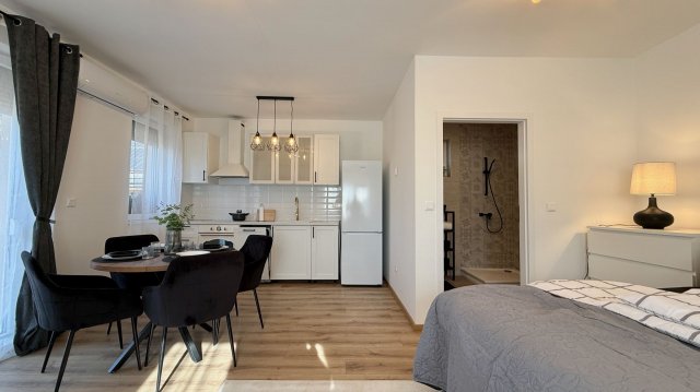 Kiadó téglalakás, albérlet, Debrecenben 250 E Ft / hó, 1 szobás