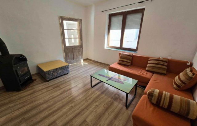 Eladó téglalakás, Siklóson 18.2 M Ft, 1 szobás