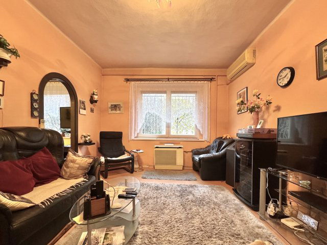 Eladó téglalakás, Budapesten, XXI. kerületben 27 M Ft, 2 szobás