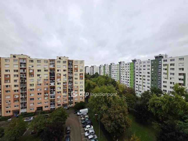 Eladó panellakás, Budapesten, X. kerületben 89.9 M Ft, 3 szobás