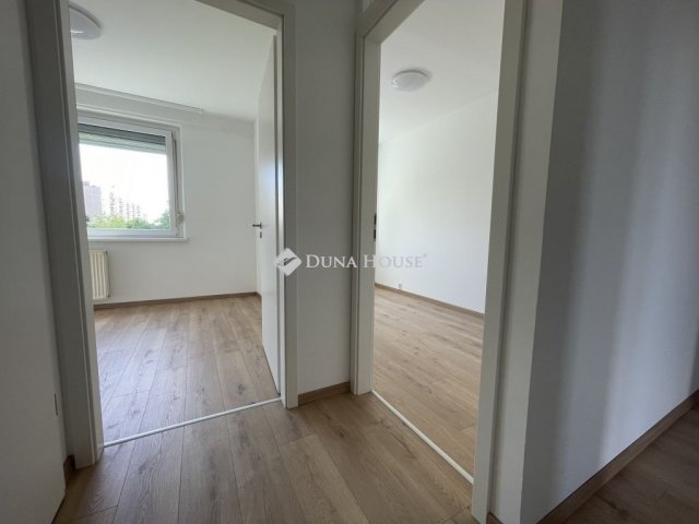 Eladó panellakás, Budapesten, XIX. kerületben 68 M Ft, 3 szobás