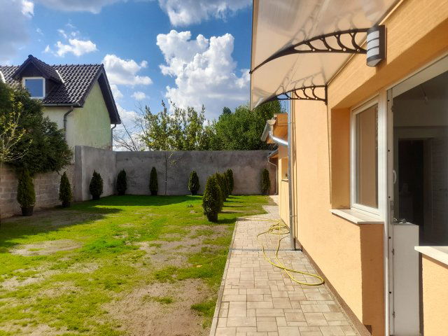 Eladó családi ház, Budapesten, XVIII. kerületben 64.9 M Ft