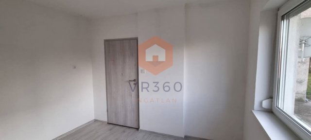 Eladó téglalakás, Szentlőrincen 34.9 M Ft, 3+1 szobás