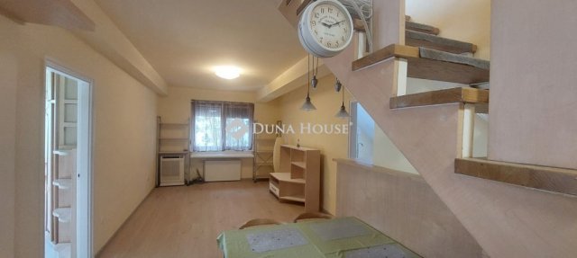 Kiadó téglalakás, albérlet, Tatabányán, Dózsakert utcában