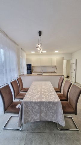 Kiadó ikerház, albérlet, Nyíregyházán 350 E Ft / hó, 3 szobás