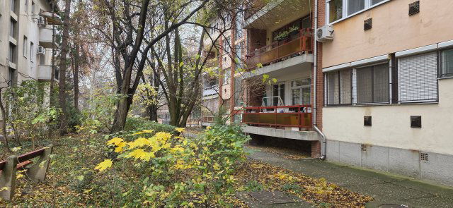 Eladó téglalakás, Szegeden 64.5 M Ft, 2+1 szobás