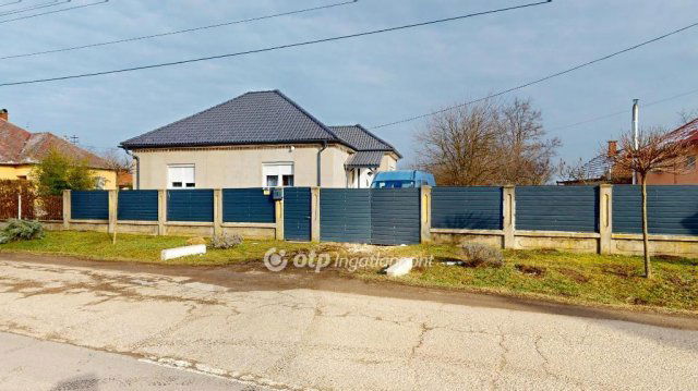 Eladó családi ház, Hejőkeresztúron 38.5 M Ft, 3 szobás