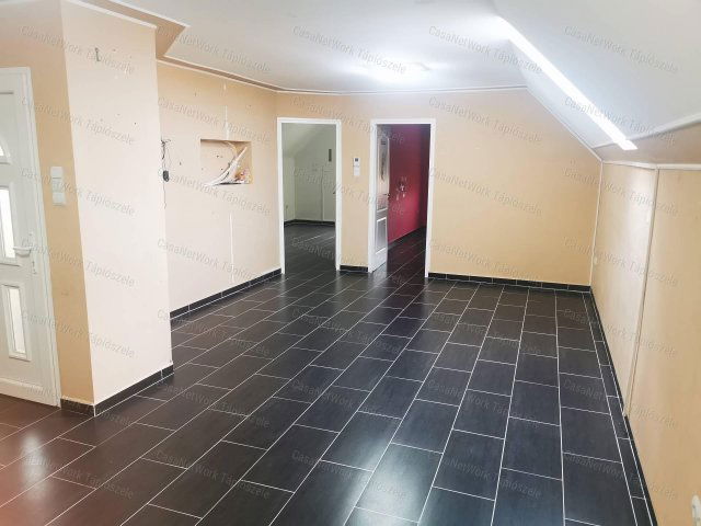 Eladó családi ház, Tápiószelén 32.9 M Ft, 4 szobás