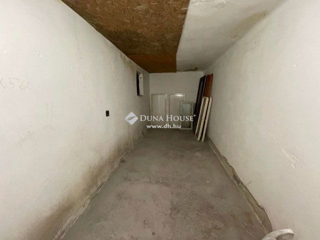 Eladó mezogazdasagi ingatlan, Jászszentlászlón 42 M Ft, 5 szobás