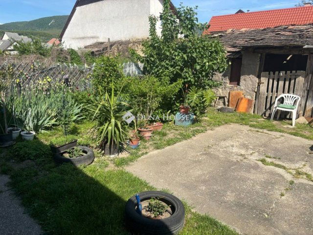 Eladó sorház, Piliscséven 18.9 M Ft, 1 szobás