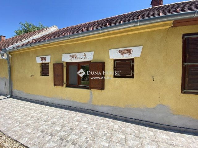 Eladó családi ház, Olaszfán 39.9 M Ft, 5 szobás