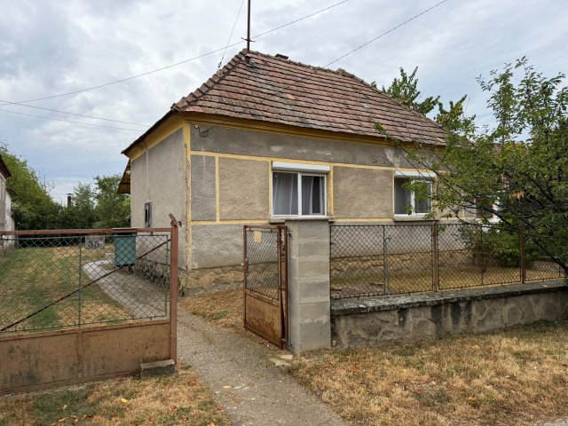 Eladó családi ház, Uraiújfalun 23.9 M Ft, 2 szobás