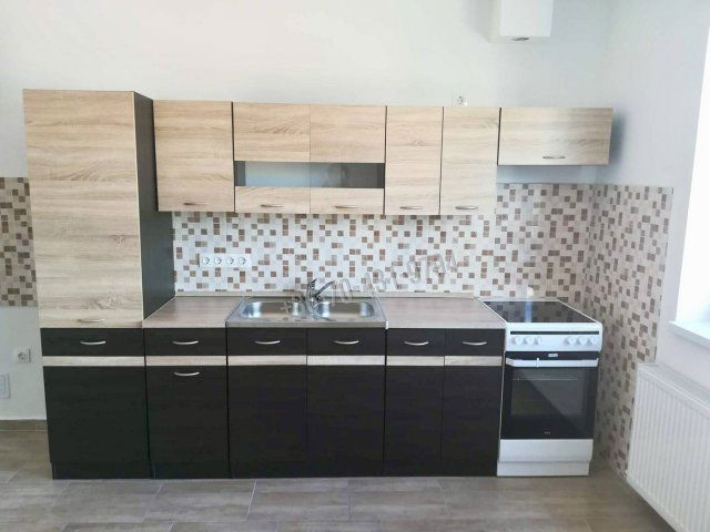 Eladó téglalakás, Egerben, Mária utcában 49.9 M Ft, 2 szobás