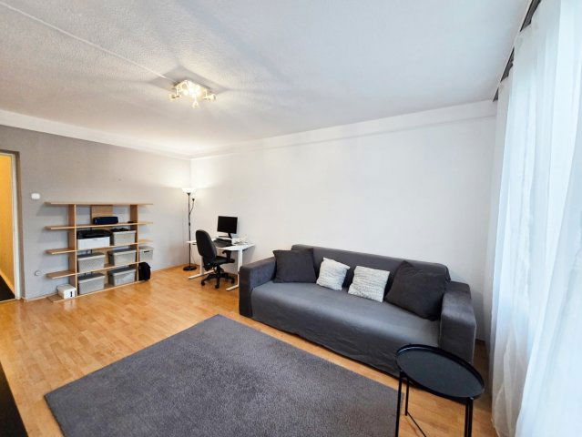 Eladó panellakás, X. kerületben, Kőrösi Csoma Sándor úton