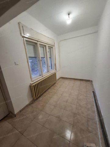 Eladó családi ház, Jászladányon 11 M Ft, 2+1 szobás