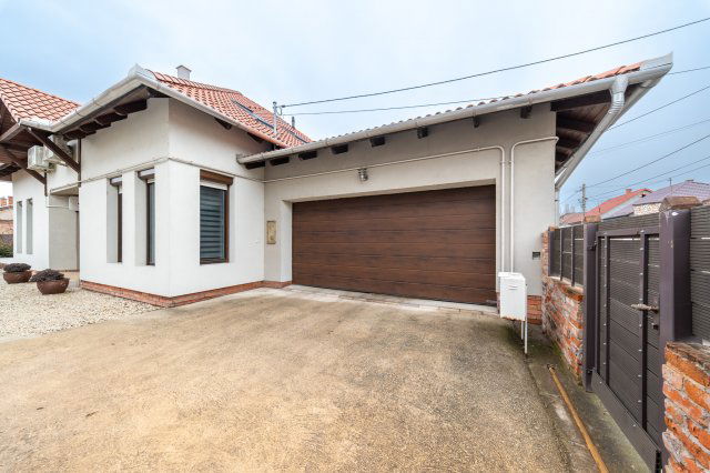 Eladó családi ház, Miskolcon, Testvériség utcában 119 M Ft