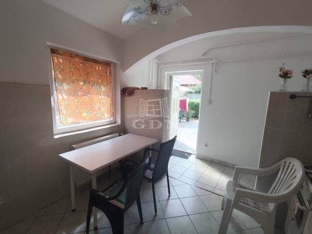 Eladó családi ház, Budapesten, XVI. kerületben 256 M Ft