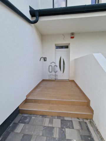 Eladó ikerház, Budapesten, XVIII. kerületben 125 M Ft, 5 szobás