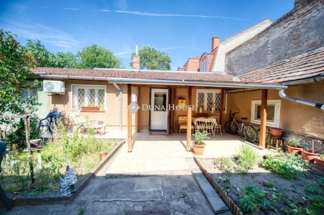 Eladó téglalakás, Budapesten, XIX. kerületben 43.9 M Ft