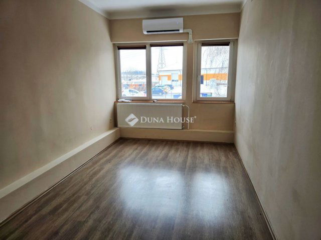 Kiadó iroda, Pécsett 120 E Ft / hó / költözzbe.hu