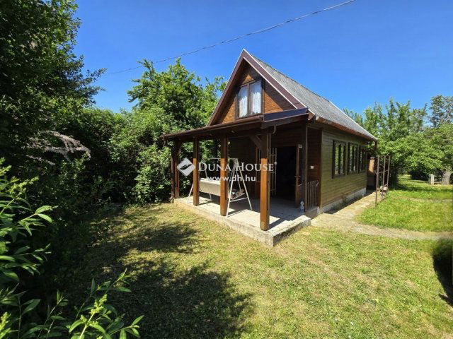 Eladó nyaraló, Borgátán 15.9 M Ft, 1+1 szobás