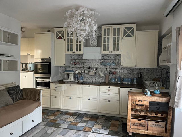 Kiadó téglalakás, albérlet, VIII. kerületben, Rökk Szilárd utcában