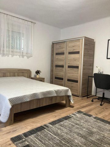 Kiadó téglalakás, albérlet, Debrecenben 230 E Ft / hó, 2 szobás