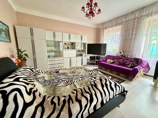 Eladó ikerház, Budapesten, X. kerületben 75 M Ft, 2 szobás