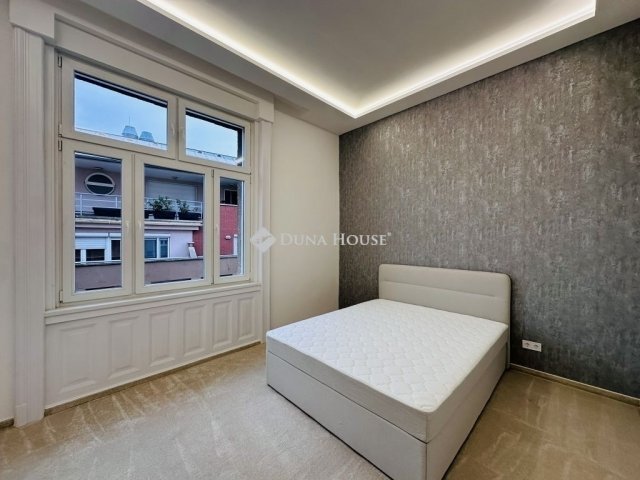 Eladó téglalakás, Budapesten, IX. kerületben 91.9 M Ft, 2 szobás