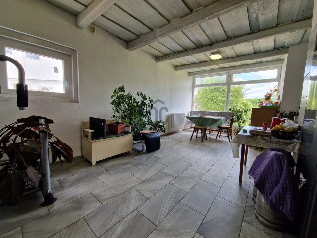 Eladó családi ház, Szenyéren 30.206 M Ft, 2 szobás