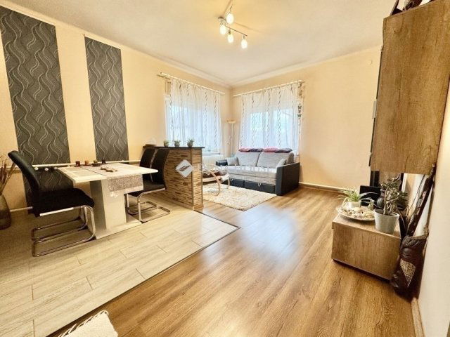 Eladó családi ház, Üllőn 91.9 M Ft, 4 szobás