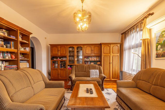 Eladó családi ház, Miskolcon 112.9 M Ft, 6 szobás