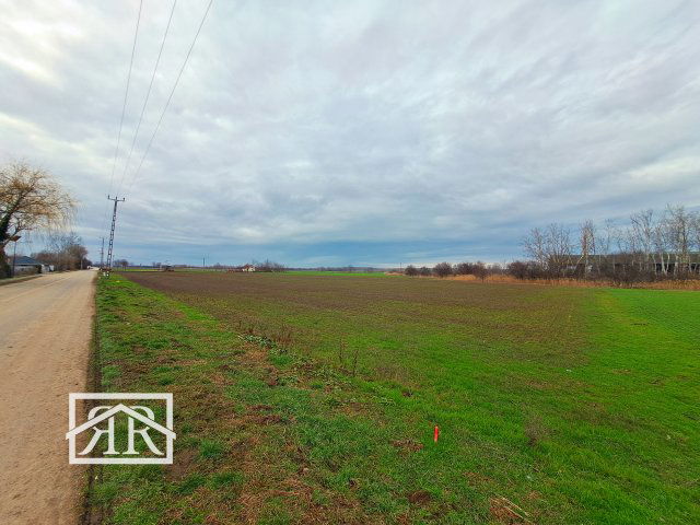 Eladó telek, Deszken 175.5 M Ft / költözzbe.hu