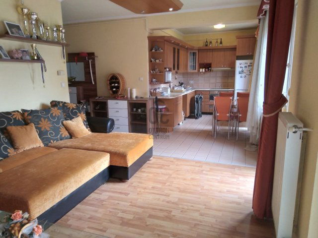 Eladó téglalakás, Szigetszentmiklóson 66.9 M Ft, 2 szobás