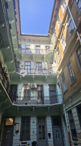 Eladó téglalakás, Budapesten, VII. kerületben 58.99 M Ft