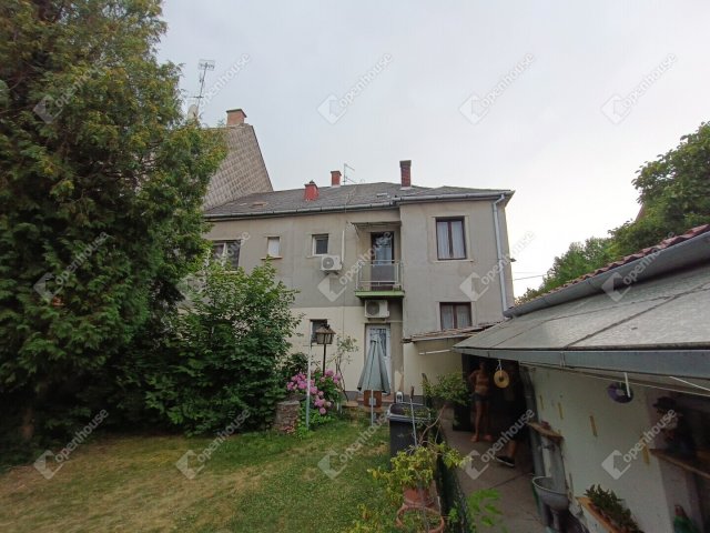 Eladó családi ház, Sopronban 119 M Ft, 6 szobás
