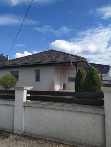 Eladó családi ház, Dabason 130 M Ft, 3 szobás