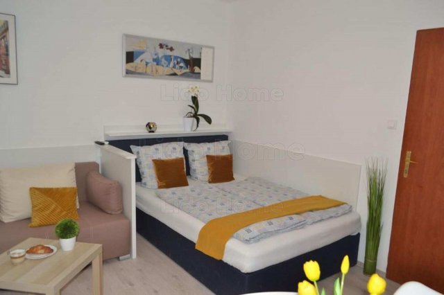 Kiadó téglalakás, albérlet, Zamárdiban 150 E Ft / hó, 1 szobás